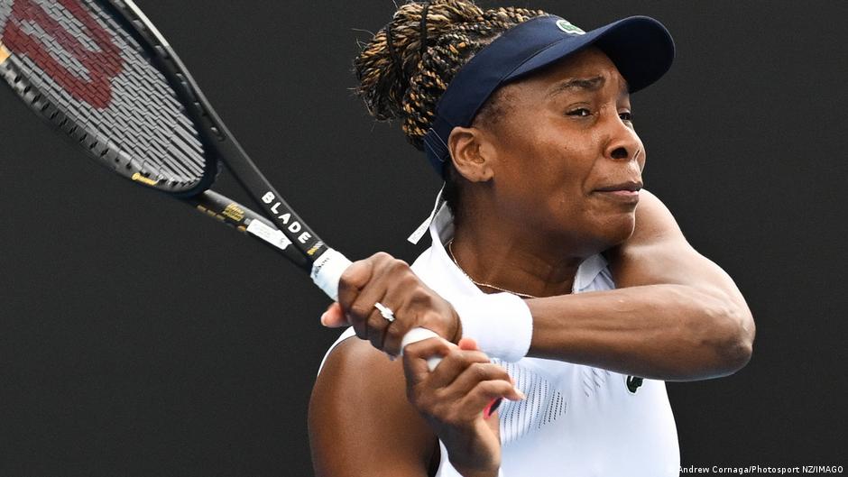 Why Venus Williams and other sports stars are playing longer