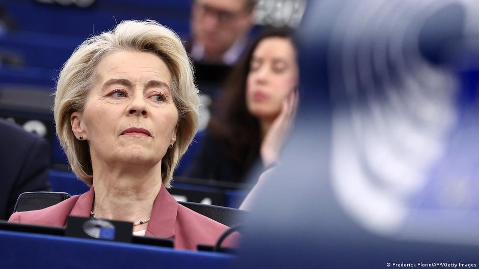 Von der Leyen përballet sërish me mocion mosbesimi