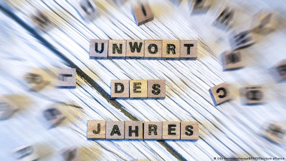 Niemcy. Antysłowo roku wybrane - kamufluje zaciąganie długów