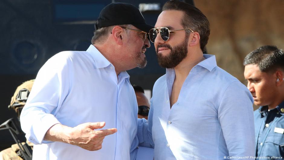 C. Rica: Chaves y Bukele ponen primera piedra de megacárcel