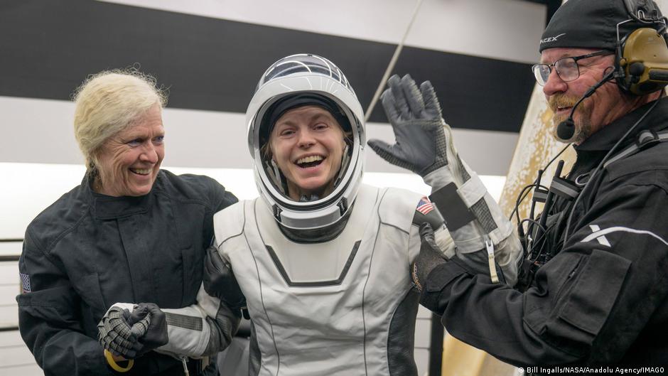 ISS crew returns to Earth in first-ever medical evacuation