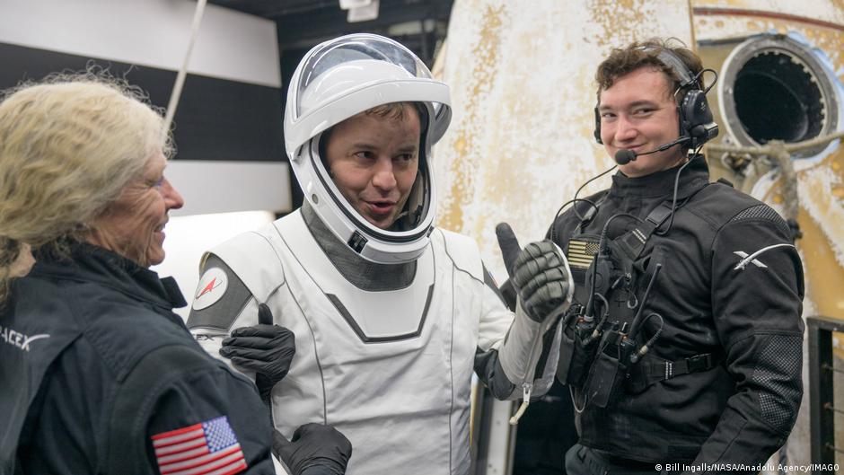 Despega con éxito la misión Crew-12 tras emergencia médica en la EEI