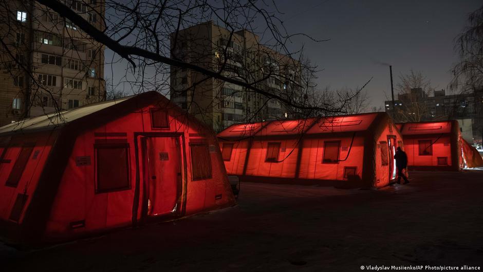 Внаслідок атаки РФ у Києві 4000 будинків досі без тепла