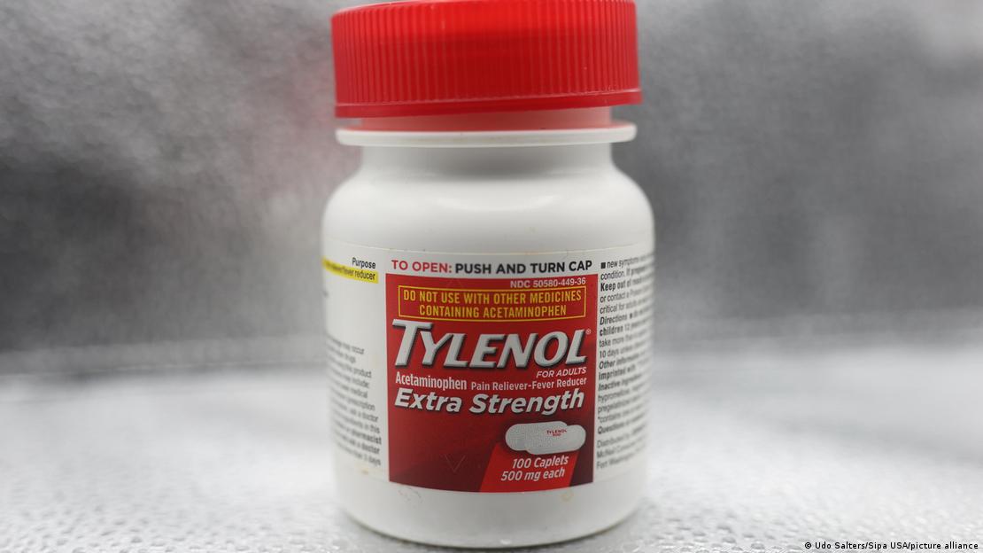 Frasco de Tylenol.