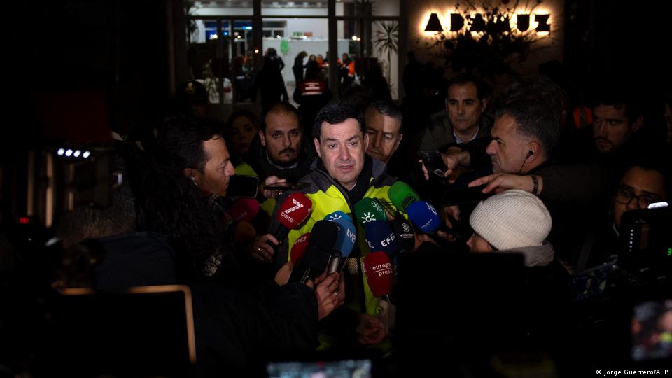 Andalusian leader Juanma Moreno addressing the press in Adamuz Andalusian leader Juanma Moreno addressing the press in Adamuz