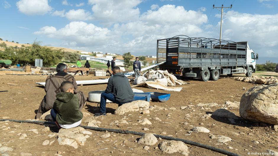 Westjordanland-Wie-Siedler-Pal-stinenser-vertreiben