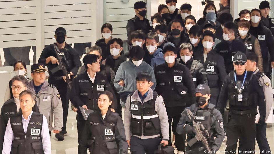 South Korea brings home 73 scam suspects from Cambodia