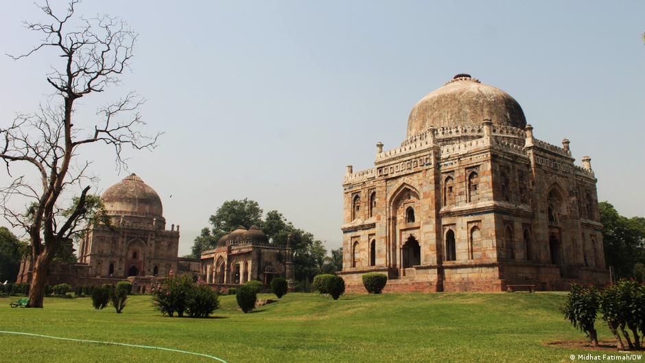 India: Can 'heritage walks' make learning history more fun?