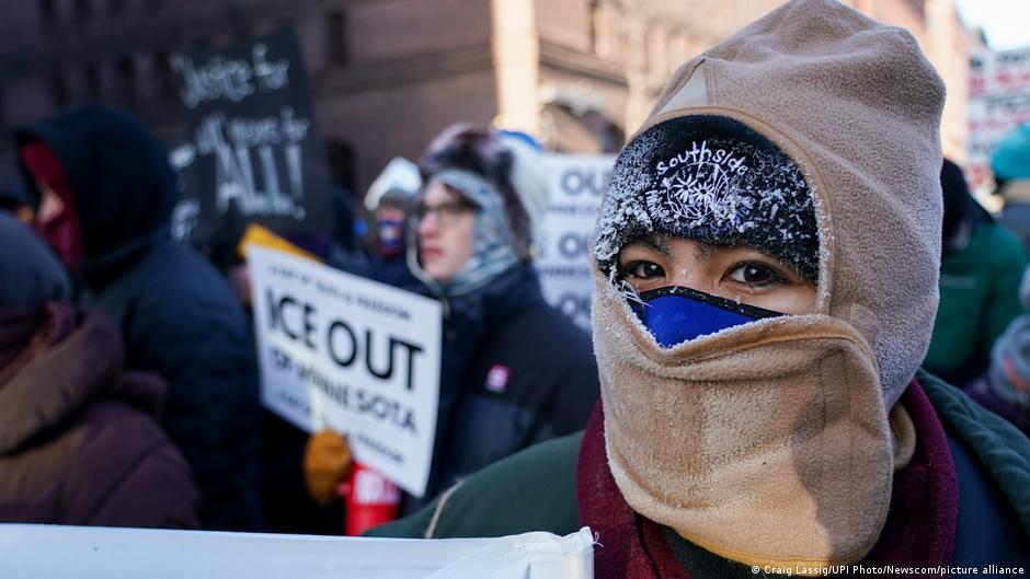 Minnesota residents push back against ICE immigration raids