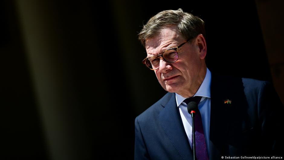 Szef MSZ Niemiec ostro o Węgrzech: zdradzają walkę o wolność