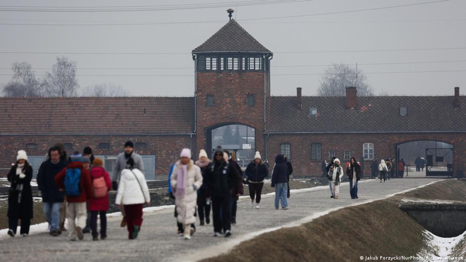 Germany's darkest chapter: Auschwitz and the Holocaust