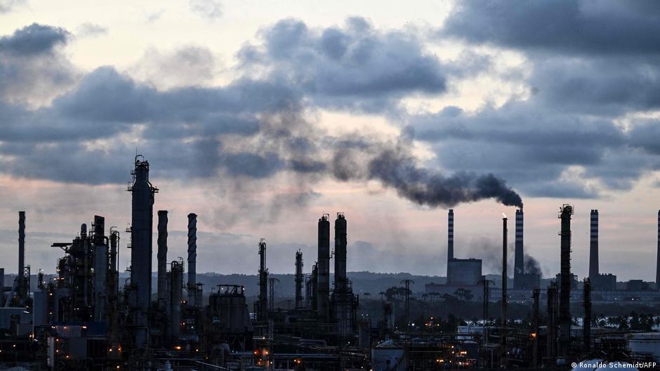 Венесуела відкрила нафтовий сектор для приватних інвесторів