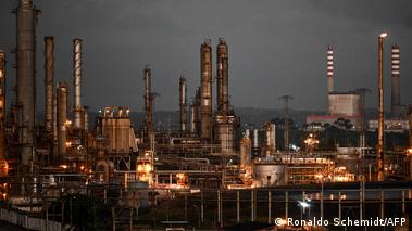 Image 7: A view of El Palito refinery in Puerto Cabello, Venezuela on January 23, 2026
