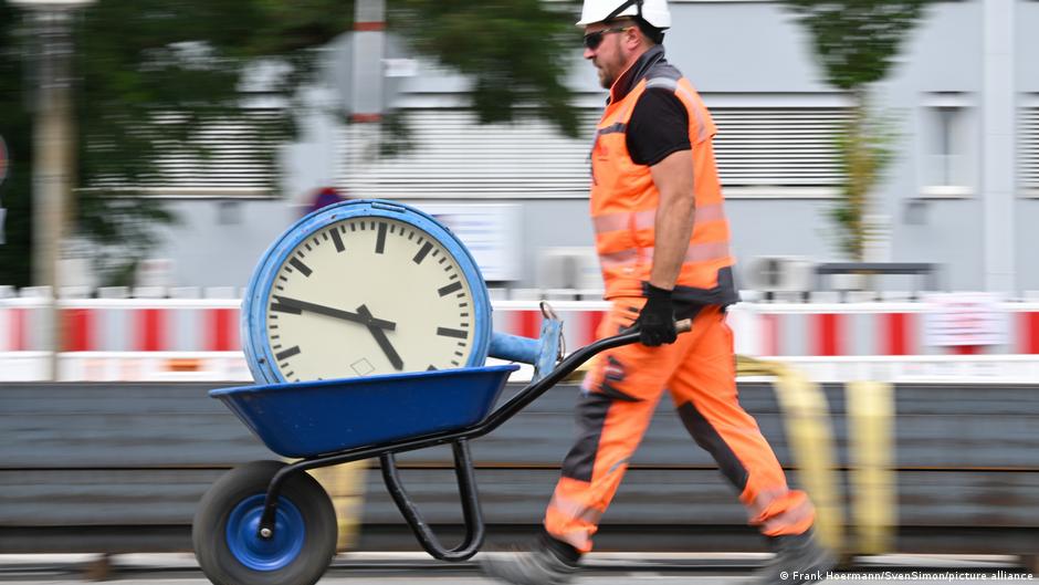 Zašto vozovi u Nemačkoj stalno kasne?
