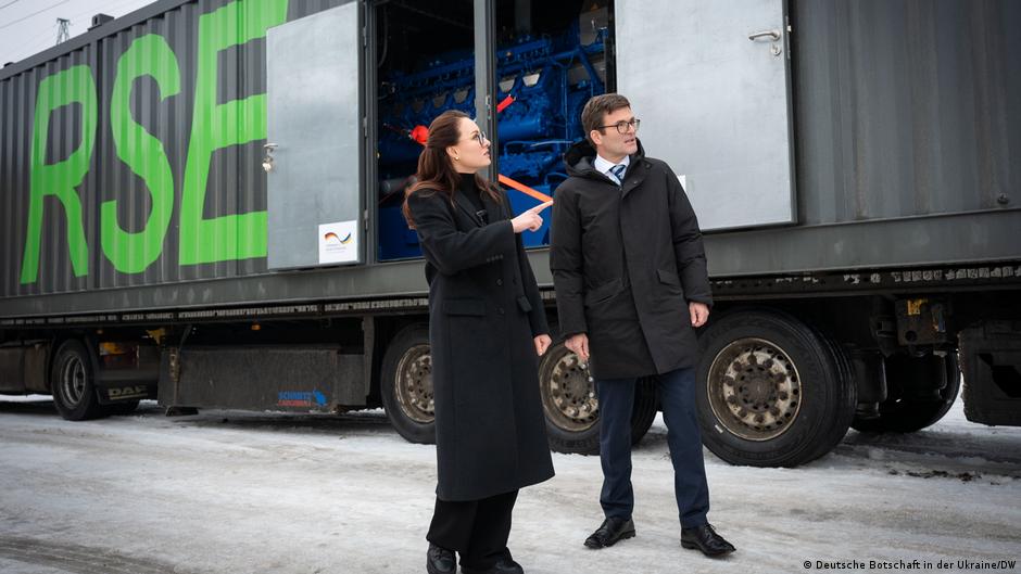 Допомога від ФРН: у Київ прибуло перше енергобладнання