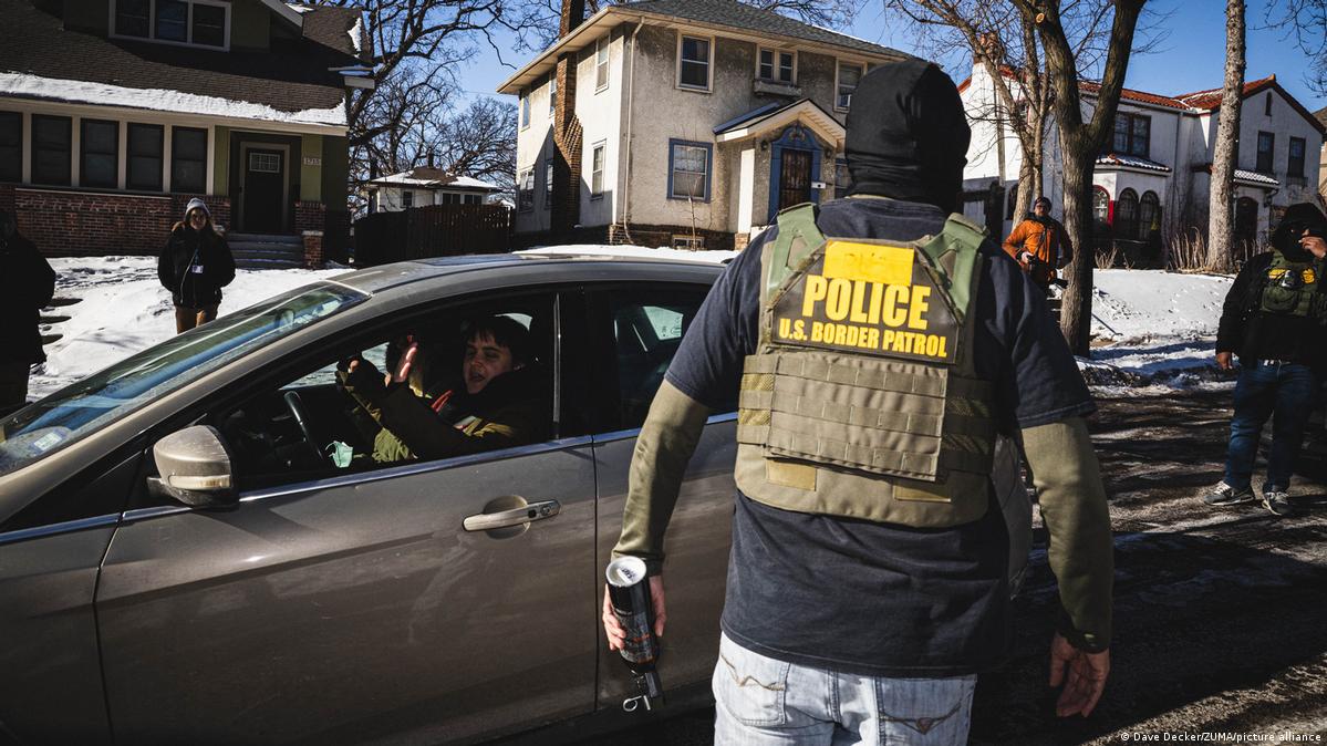 US border czar in Minnesota to 'regain law and order'