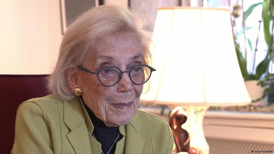 103-year-old Holocaust survivor reclaims German citizenship