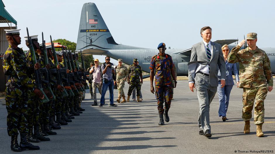 US eyes the Red Sea as Landau visits Africa
