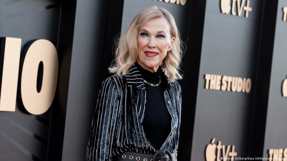 Actress Catherine O'Hara dies at 71