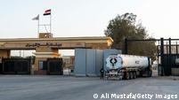 Gaza: Israel reopens Rafah crossing for 'pilot' run