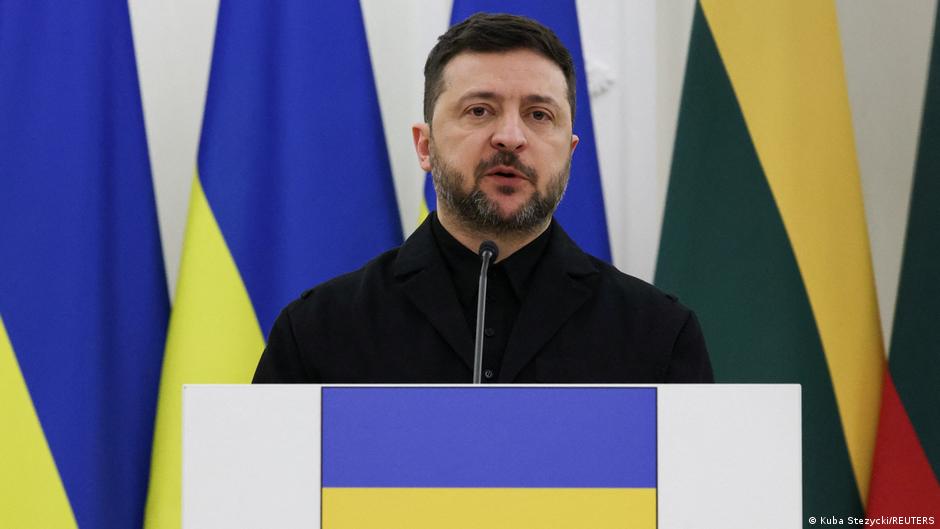 Trilateral Ukraine peace talks delayed after US, Russia meet