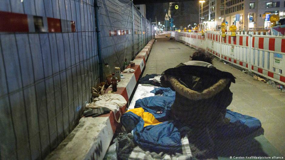 Germany news: 13 million living at risk of poverty