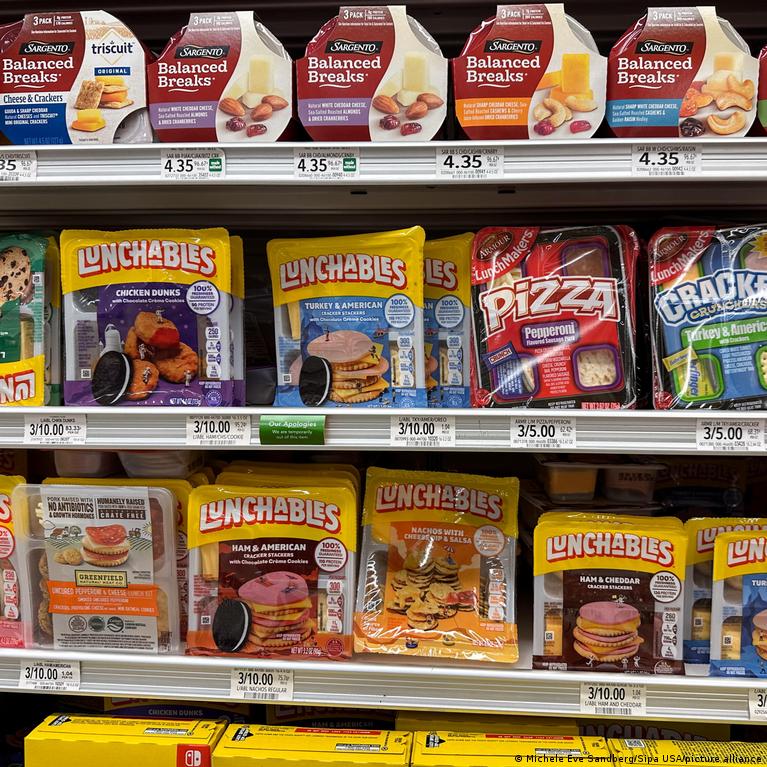 is social media more like cigarettes or junk food Why the 'New' Smoking | by Paul McGregor Many junk foods today were