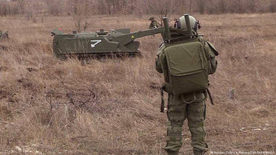 Минобороны России снова объявило о захвате всей Луганской области Украины