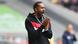 Daniel Thioune en la cancha, en la Merkur Arena de Düsseldorf. Daniel Thioune en la cancha, en la Merkur Arena de Düsseldorf.