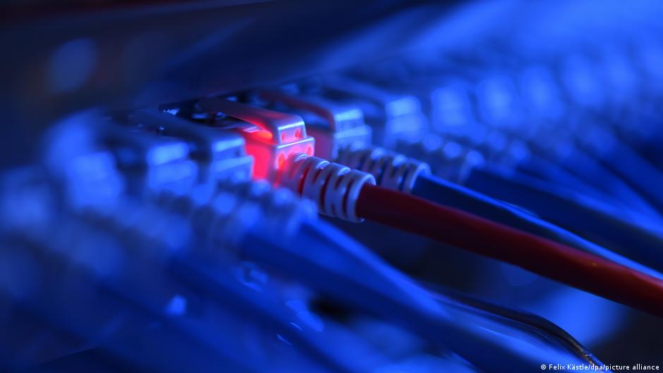 Deutschland News: Hacker veröffentlichen E-Mails der AfD-Partei