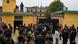 Aparat keamanan Pakistan berkumpul di lokasi ledakan bom di sebuah masjid Syiah, di Islamabad, Pakistan, pada Jumat, 6 Februari 2026 Aparat keamanan Pakistan berkumpul di lokasi ledakan bom di sebuah masjid Syiah, di Islamabad, Pakistan, pada Jumat, 6 Februari 2026