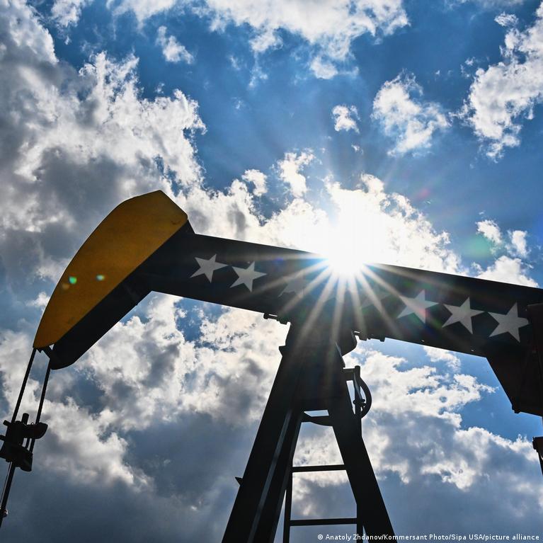 Thumbnail for US, Venezuela announce 'historic' oil deal