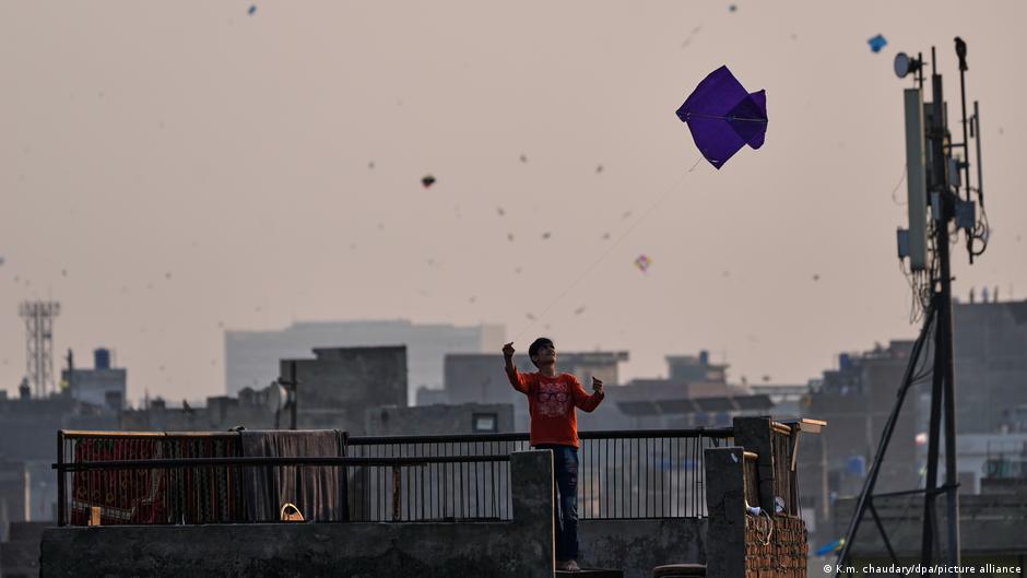 Basant: Lahore kite festival returns after decades-long ban