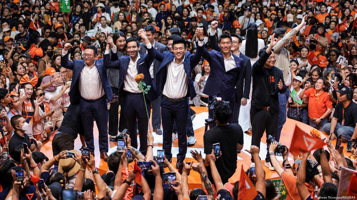 Thailand election pits reformists against conservative PM