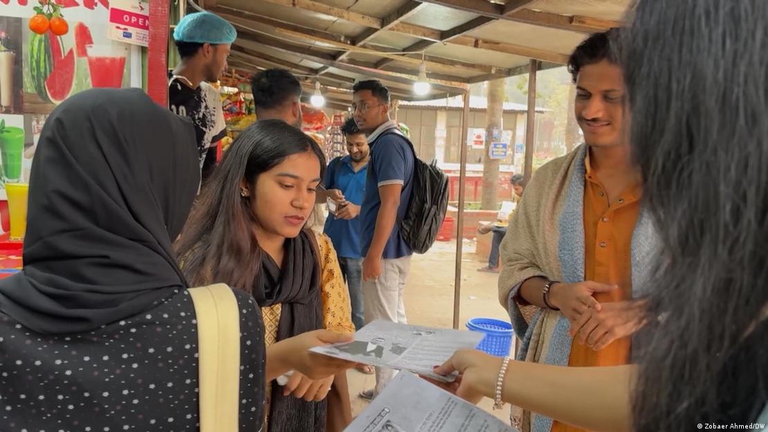 توقع کی جا رہی ہے کہ نوجوانوں کی اکثریت اس مرتبہ ووٹنگ میں حصہ لے گی اور ان کے سامنے بھی بدعنوانی، مہنگائی اور بے روزگاری جیسے مسائل سے چھٹکارہ پانا اہم ہے