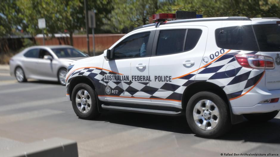 Australia: Two charged with spying for China