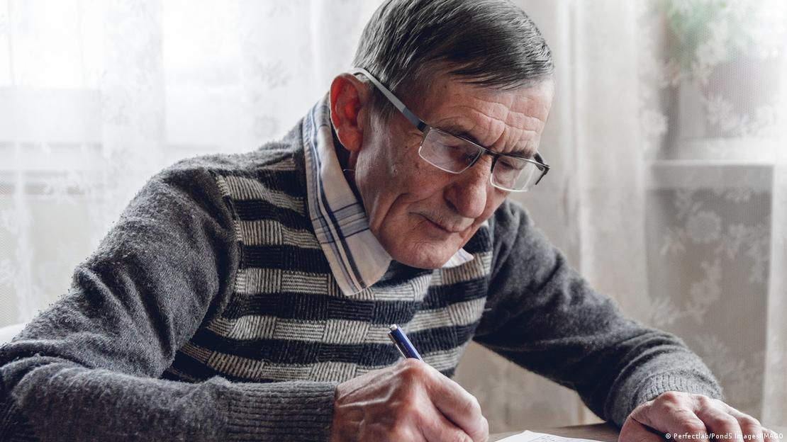 Los participantes realizaron ejercicios de velocidad en pantallas de computadora donde identificaban automóviles y señales de tráfico en diferentes áreas.