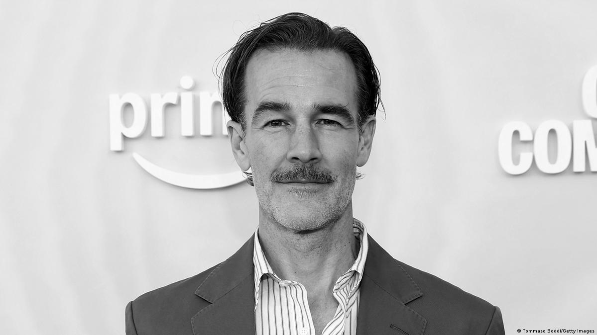 Dawsons Creek Star James Van Der Beek Dies At 48 