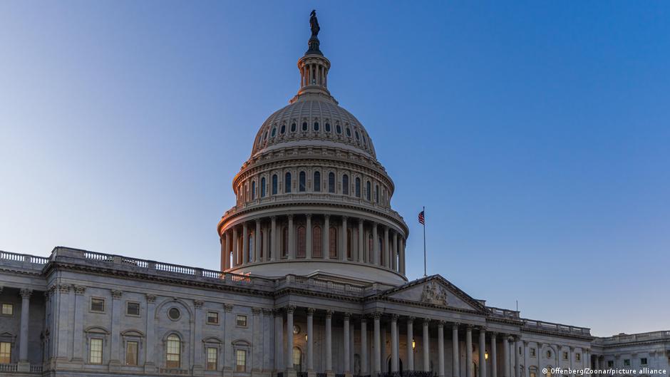 Senado de EE.UU. falla en limitar a Trump en torno a Cuba