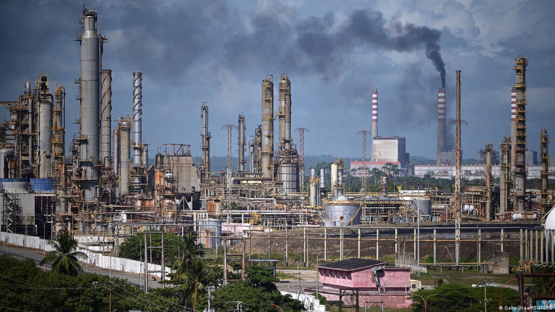 Refinaria de petróleo em Puerto Cabello, na Venezuela