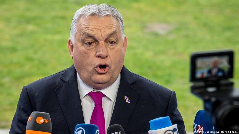 "Загроза" з України: навіщо Орбану армія на енергооб'єктах Угорщини?