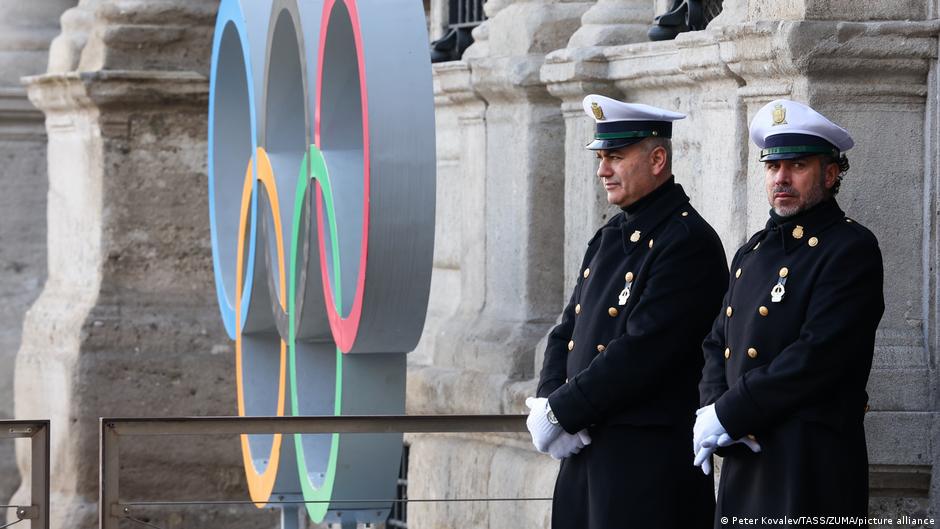 Wanted man arrested after he returns to watch the Olympics