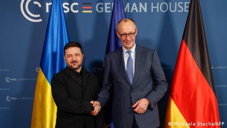 Bundeskanzler Friedrich Merz sagt, dass der Krieg in der Ukraine wahrscheinlich noch weitergeht.