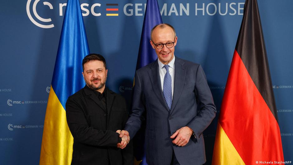 Prasa: „Nie ma mowy o uspokojeniu” – napięcia w relacjach USA-Europa