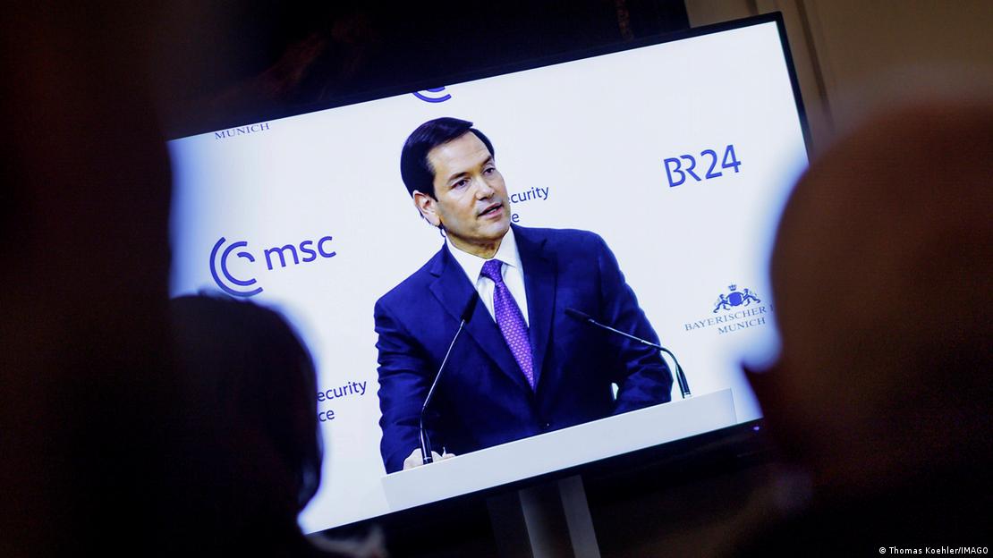 Marco Rubio dando su discurso en la Conferencia de Seguridad en Múnich. 