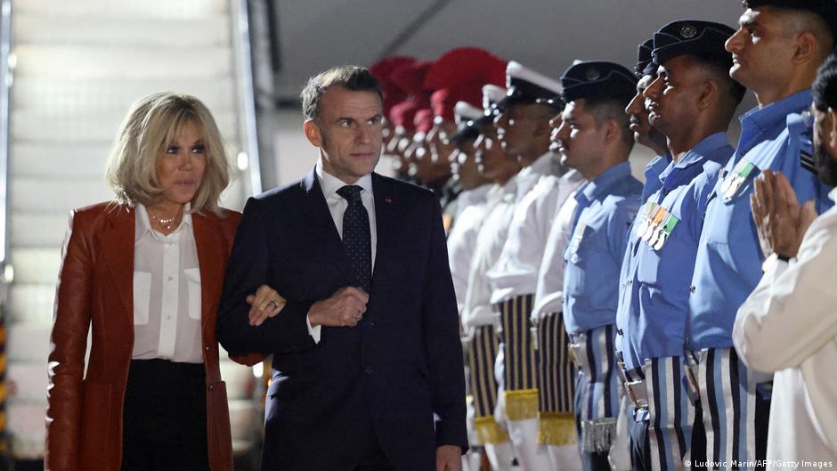 Macron llega a India para asistir a la cumbre de la IA