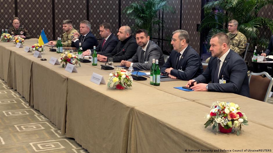 Україна, Росія і США продовжили мирні переговори у Женеві