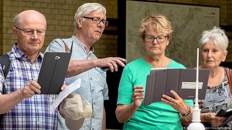 Cyfrowe Niemcy. Jak radzi sobie starsze pokolenie?