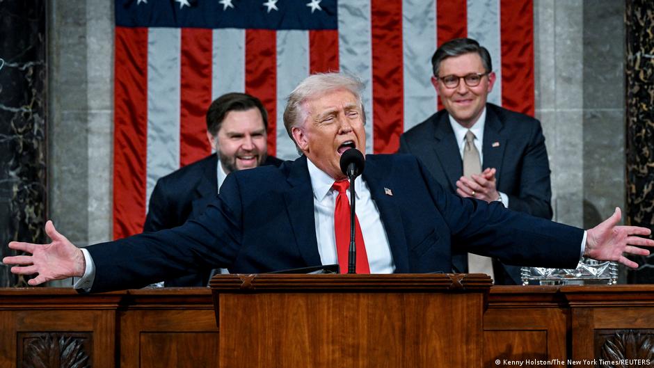 Ovaj govor o stanju nacije zahtevao je izdržljivost: američki predsednik Tramp obraćao se pred Kongresom gotovo dva sata