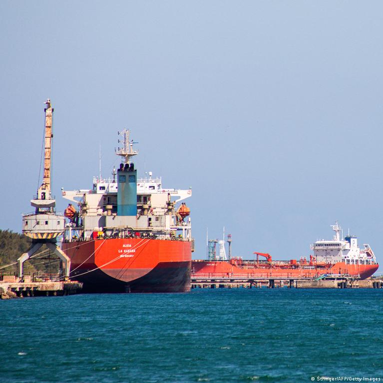 US greenlights resale of Venezuelan oil to Cuba